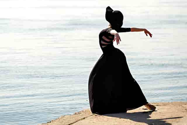 奔驰车都是什么车(奔驰车都是什么价位)