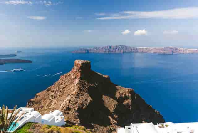 数藏圈的一匹黑马——火兔“FIRE BUNNY”